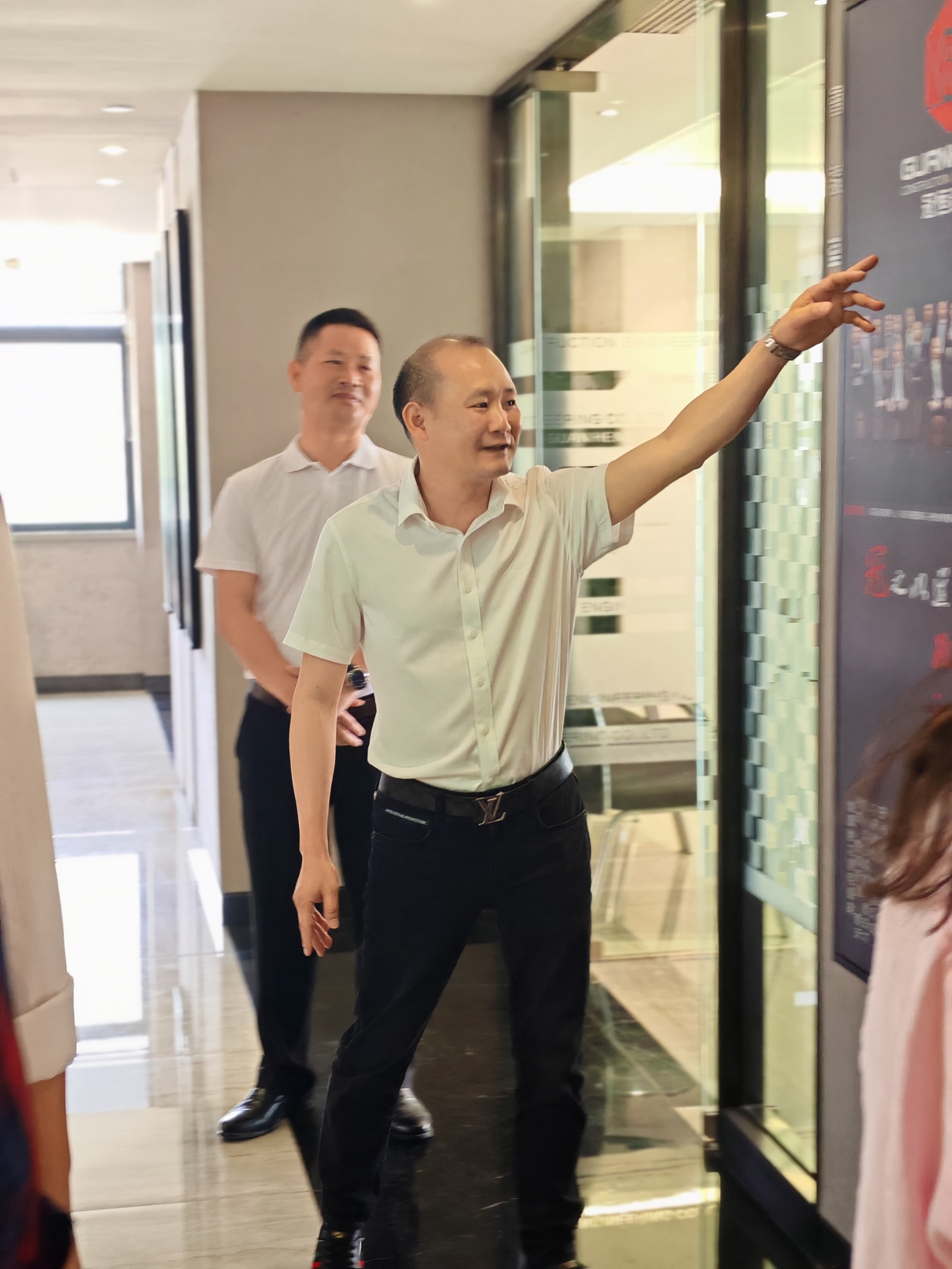 熱烈歡迎統(tǒng)戰(zhàn)處領(lǐng)導(dǎo)和新階聯(lián)蒞臨